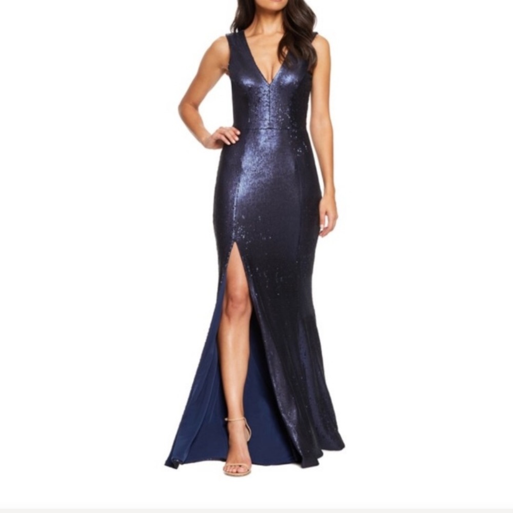 NWT Dress the Population Sandra Plunge Sequin Gown